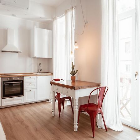 Mercanti Modern Flat - Balcony - Torino Centro 外观 照片
