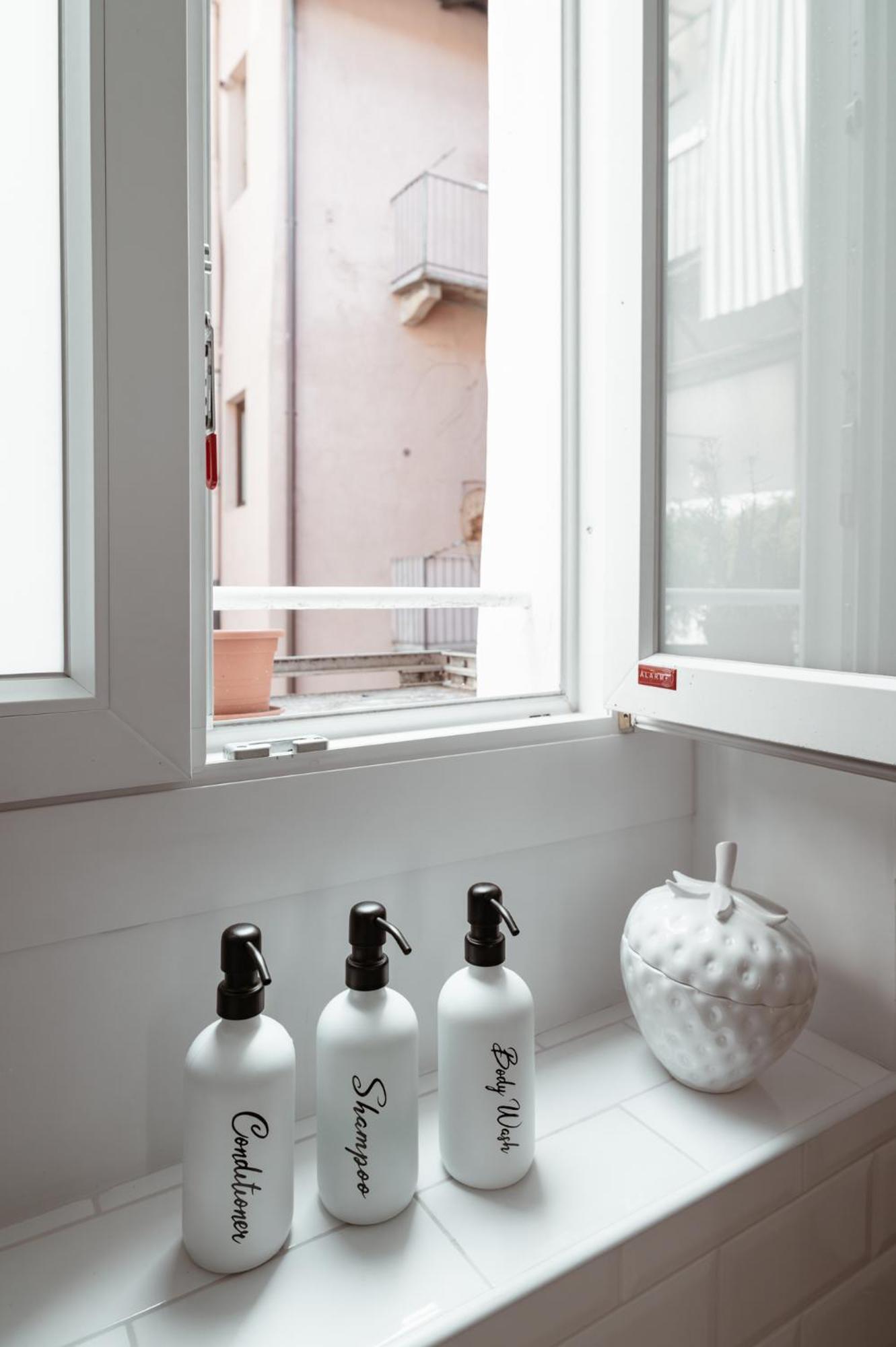 Mercanti Modern Flat - Balcony - Torino Centro 外观 照片